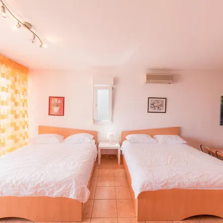 M Studio Appartement